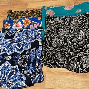 LuLaRoe Small 6 Azure Skirts Black, White, Roses, Floral, Pink, Daisies, Navy
